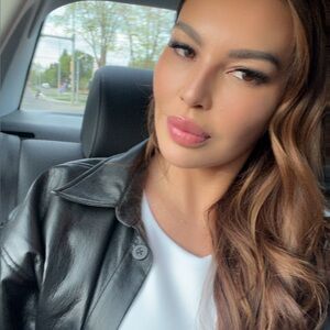 Meet your Posher, Christina